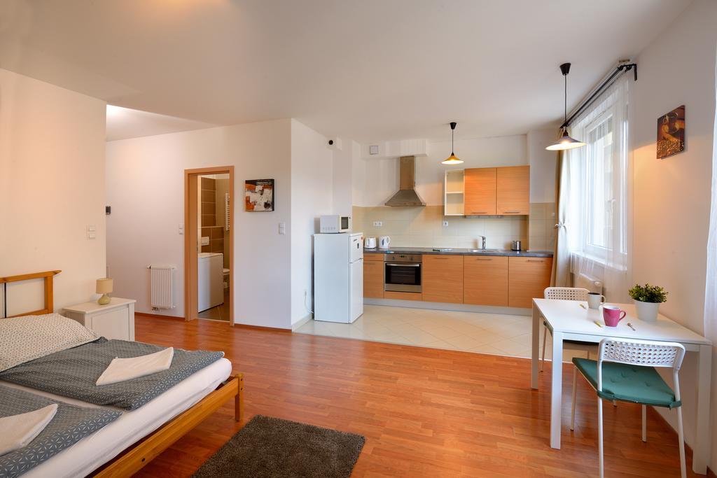 Corvina Apartments Budapest Bagian luar foto