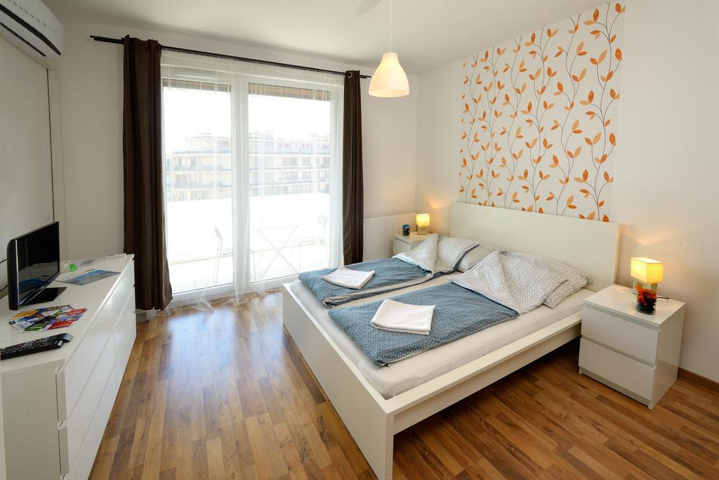 Corvina Apartments Budapest Bagian luar foto