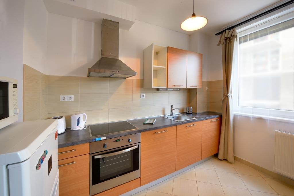 Corvina Apartments Budapest Bagian luar foto