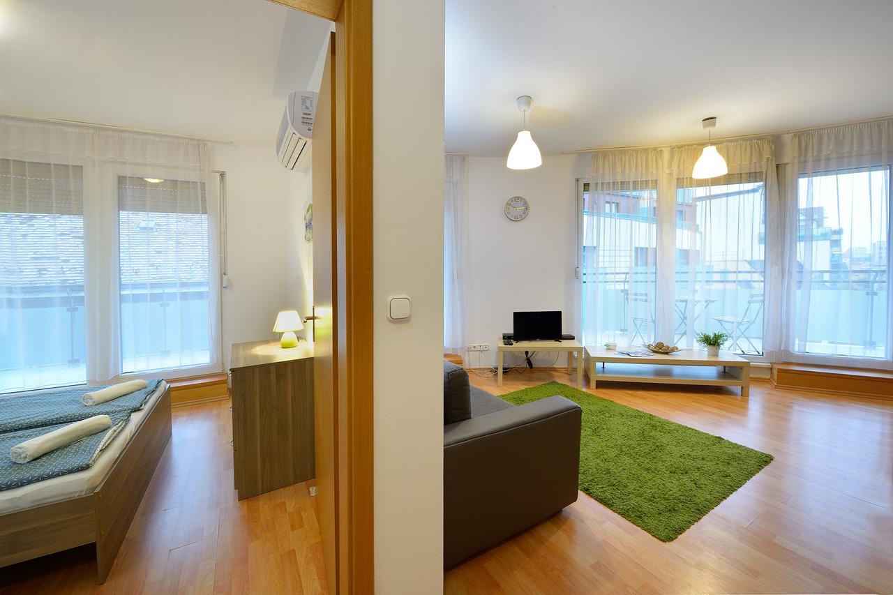 Corvina Apartments Budapest Bagian luar foto