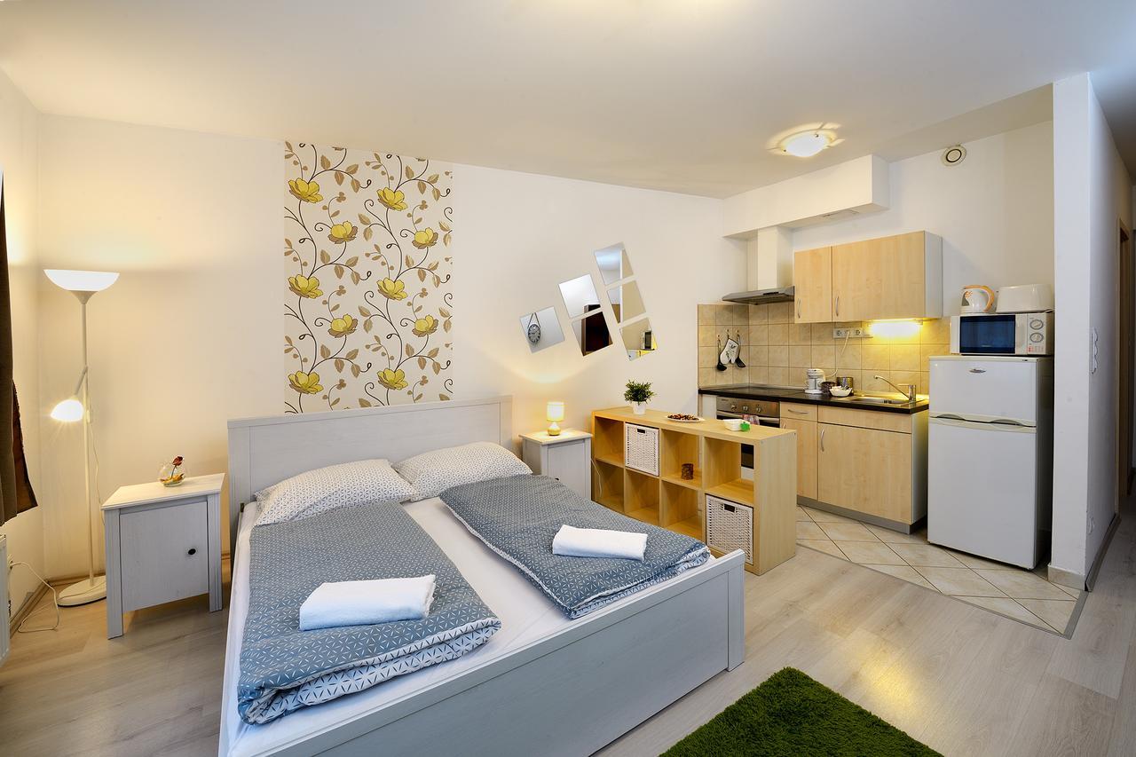 Corvina Apartments Budapest Bagian luar foto